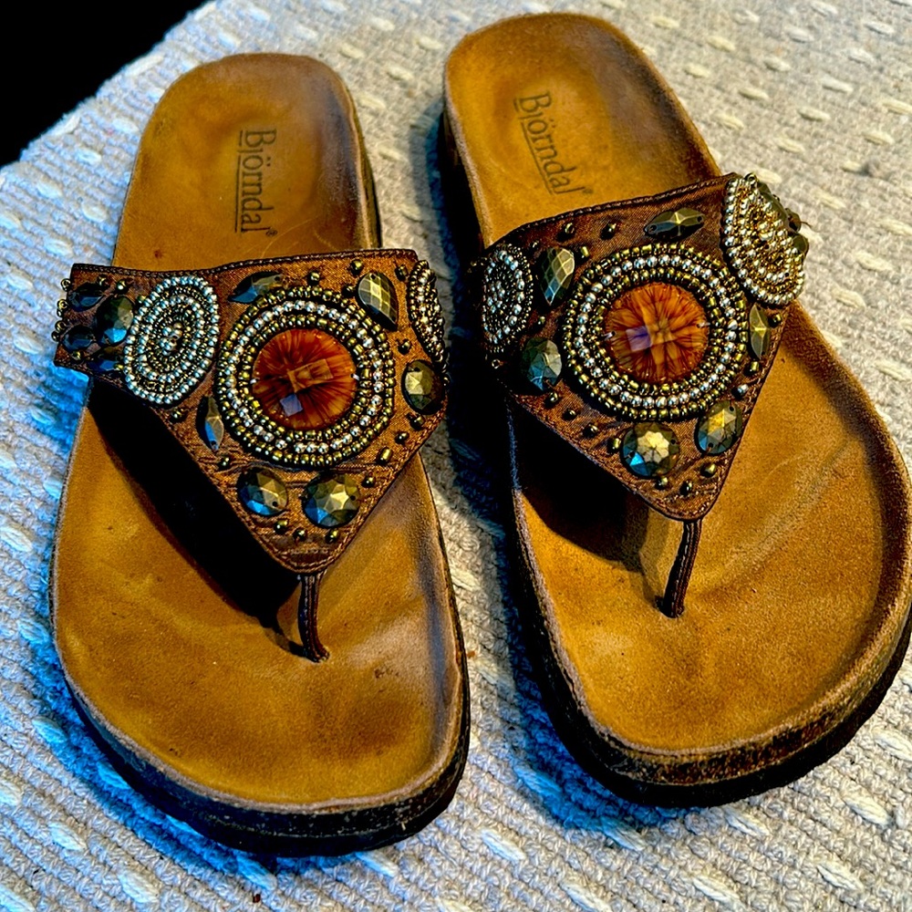 Bjorndal leather sandals with cork bed. Olivia size 9.